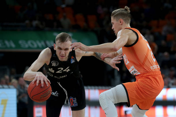 凭借登贝莱 凭借登贝莱