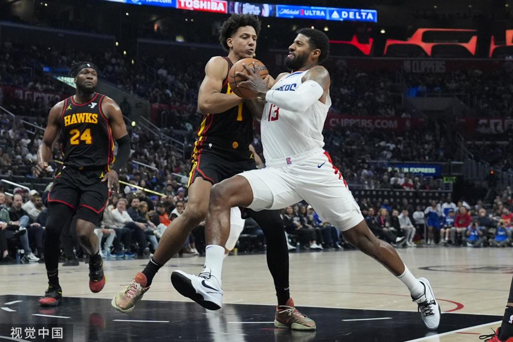 上的焦点 上的焦点